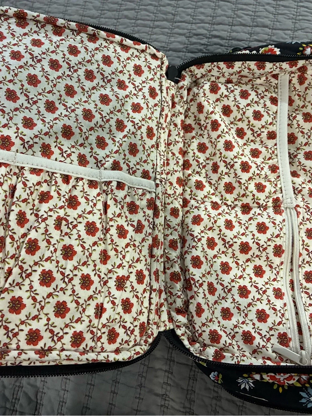 Vera Bradley compact quilted